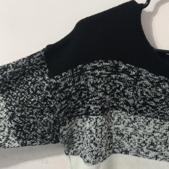H&M Sweater - Picture 2 of 2